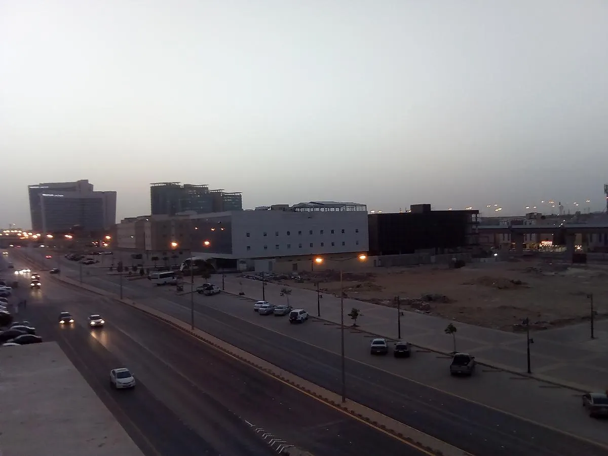 アパートホテル Al Makan Al Mosafer 116 Hotel By Al Azmy リヤード